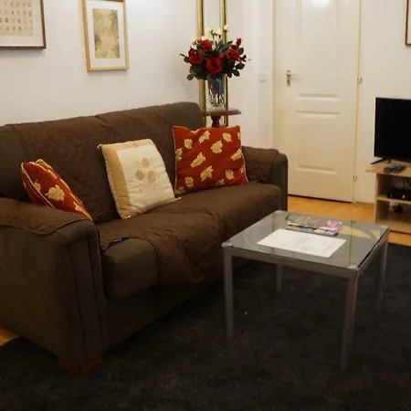 Apartment Vazquez Budapest